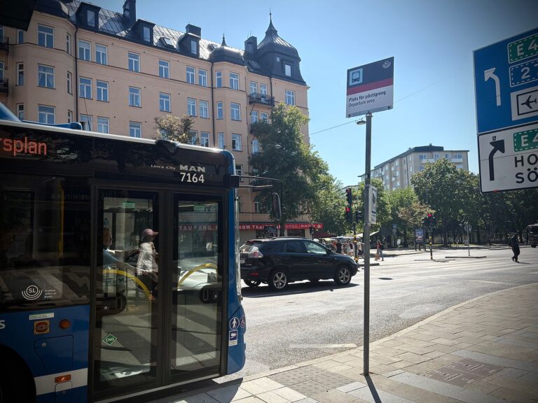 Rekordmånga klagomål om värme på Stockholms bussar – trots luftkonditionering