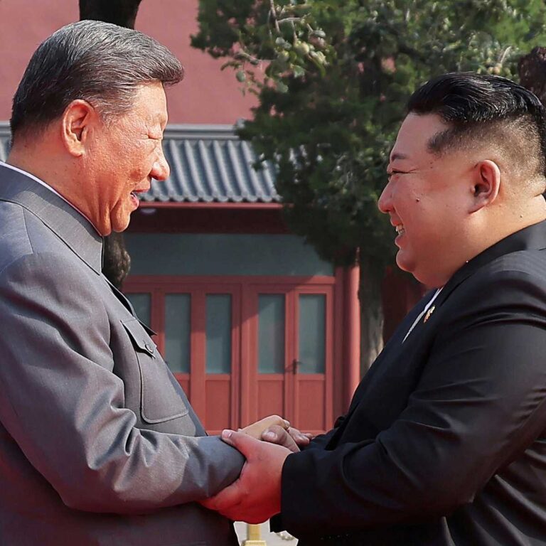 Kim Jong-Un uppges ha gjort ett oväntat besök i Kina